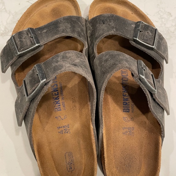 Men’s Birkenstock’s - Picture 2 of 4